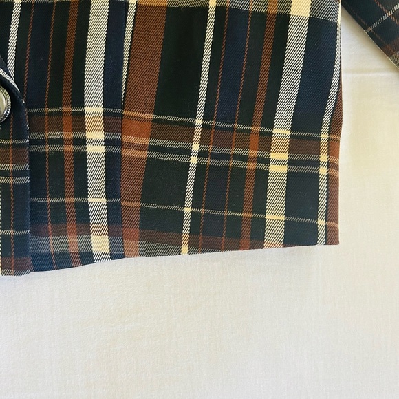 Lily Plaid Cropped Blazer - Picture 6 of 6